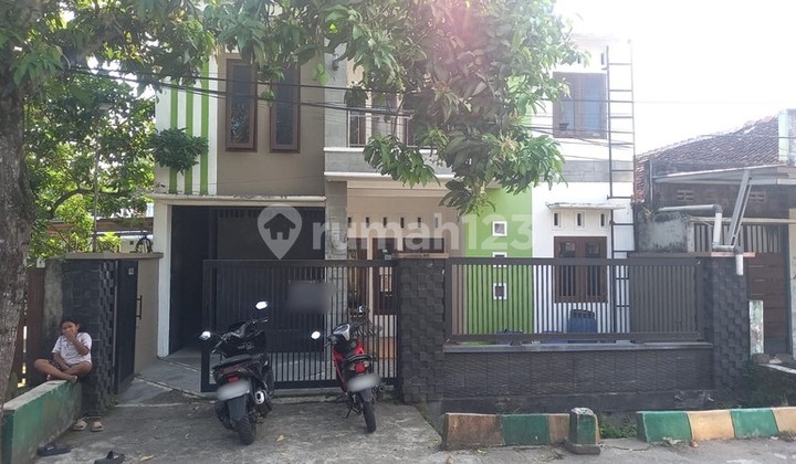 Rumah Kos Aktif 24 Kamar Dekat Kampus Surya Global Investasi Masa Depan, Potorono, Banguntapan, Bantul Rumah Kos Aktif 24 Kamar Dekat Kampus Surya Global Investasi Masa Depan, Potorono, Banguntapan, Bantul