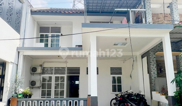 12-Door Boarding House SF Ready to Occupy in Meadow Green Lippo Cikarang 1