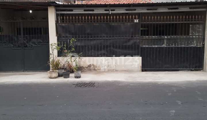 Dijual Rumah 9 Kamar Dekat Its Surabaya 2