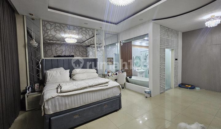 For Sale, Ready-to-Occupy House in Taman Mutiara, Pakuwon City 2