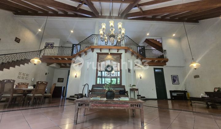 Dijual Rumah di Taman Cirendeu , Dekat dengan MRT Lebak Bulus (Rc)