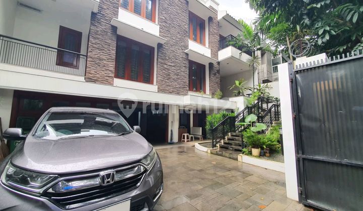 For Rent House Near Pondok Indah International School (Jp&Cm) For Rent House Near Pondok Indah International School (Jp&Cm)