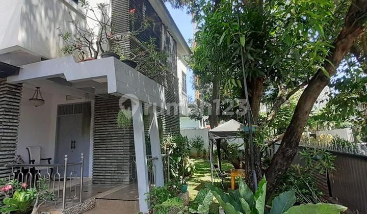 For Sale - Well-Maintained Beautiful House in Cempaka Putih (Sd) 2