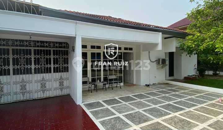 Comfortable House for Sale in Meruya Near Kavling DKI