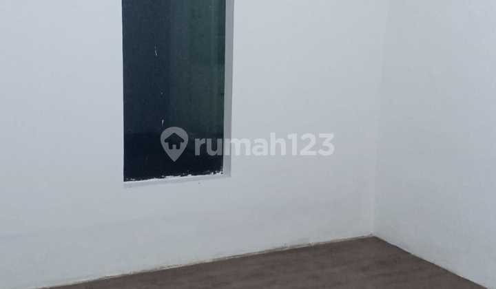 Frans Cen-Rumah Disewa Tanjung Duren .Dekat Kopro. Cck Usaha/Ktr/Mkn/Bank/ Minimarket Lt.11x20/2 LT 2