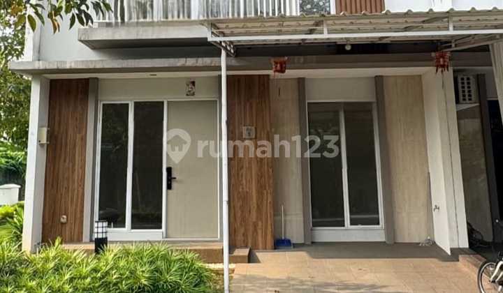 Dijual Rumah Bagus dan Menarik di Gading Serpong.jarang Ada.wow Perumahan Nara Village Posisi Hook LT 155 M2 LB 87M2 1