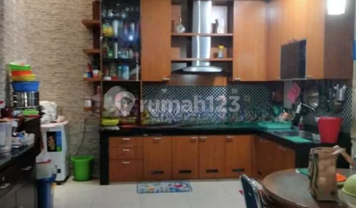 Frans Cen-Affordable-House for Sale in Green Mansion. Modern Minimalist, Rare Find. Land Size 6x15 / 2 plots.