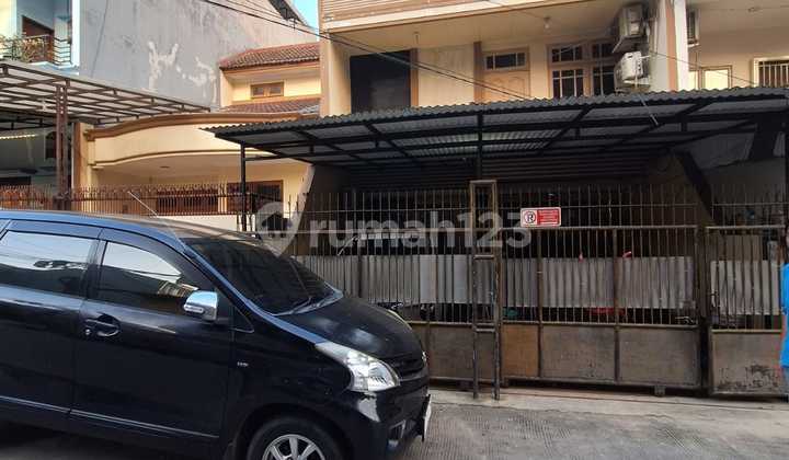 Frans Cen-Dijual Rumah Taman Ratu.siap Huni.wow Murah..Banting Harga Bu Lt.6x15/2 lt