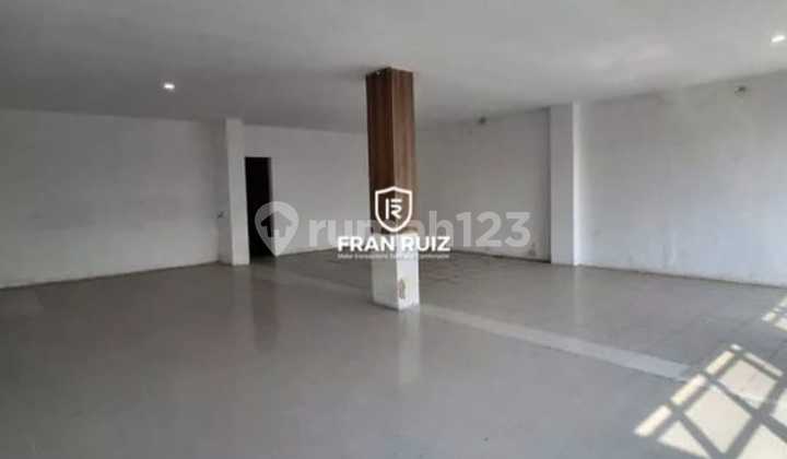 For Rent 2 Adjacent Shophouses in Puri Indah, Pesanggrahan Raya. Strategic location. Suitable for Office/Cafe/Restaurant. Land Size 2 X (4.5 X 32) = 288 M2. 2