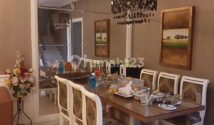 Frans Cen-Murah-Rumah Dijual di Green Mansion. Full Furnished, Modern Classic Mediterania, Jarang Ada.bu LT. 8X15