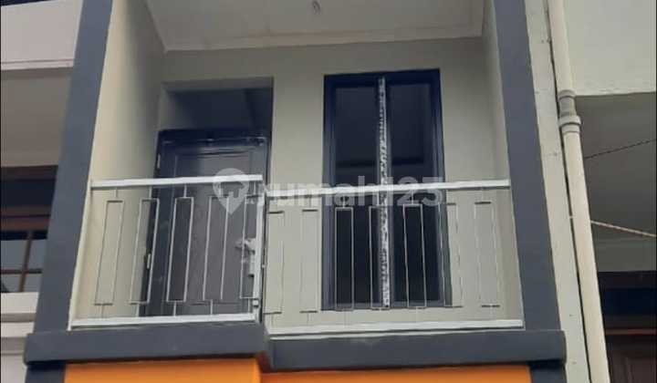 Frans Cen-Rumah Dijual di Tanjung Duren.jln 1 Mobil.baru.murah.cocok Utk Mobil Kecil Seperti Wuling Kecil.jarang Ada.bagus Wow LT: 39 M2 ( 2,6 X 15 ) Frans Cen-Rumah Dijual di Tanjung Duren.jln 1 Mobil.baru.murah.cocok Utk Mobil Kecil Seperti Wuling Kecil.jarang Ada.bagus Wow LT: 39 M2 ( 2,6 X 15 )