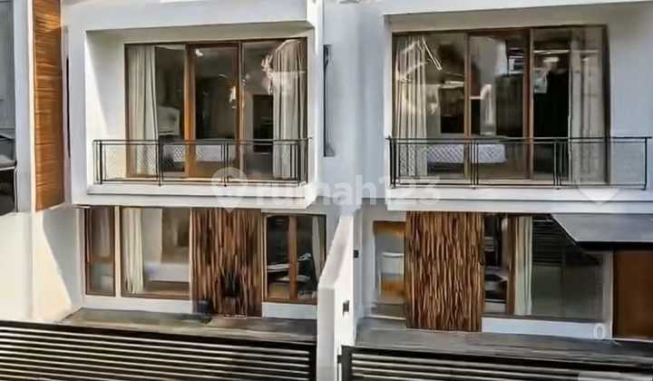 Frans Cen-Rumah Dijual di Puri Indah..Baru.jarang Ada.wow Ada 2 Unit Ukuran 5.5X15 /2.5 LT