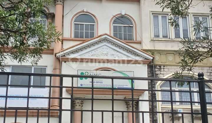 For Rent and For Sale Shop House in Green Mansion. Good. Cheap Wow Rent IDR 130 Million/Year 1