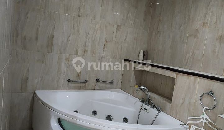 Rumah Dijual di Casajardin,Murah.bu.jarang Ada.wow Lt.120m2 (8X15) 2