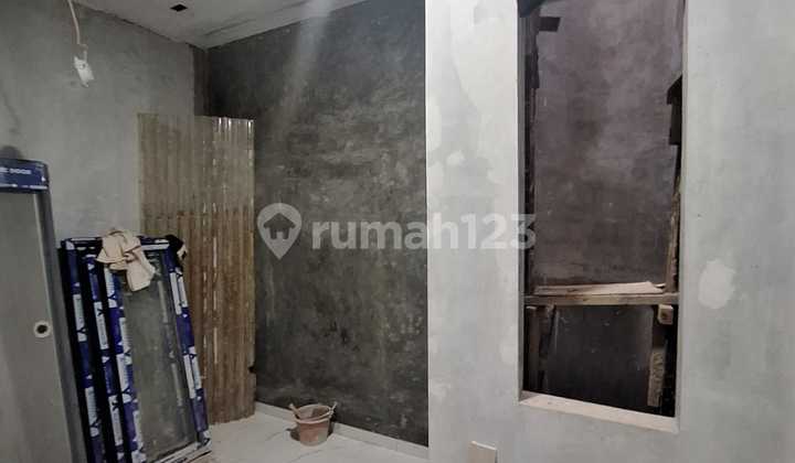 Frans Cen-Dijual Rumah di Duri Kepa..Tinggal 2 Unit. Baru.wow Jarang Ada Harga 4 X 13 2