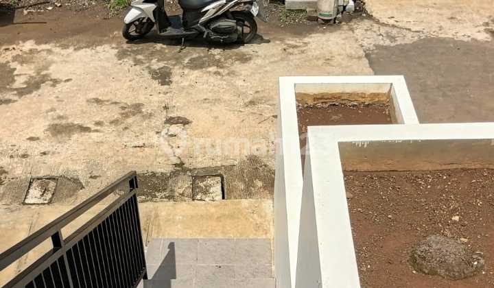Rumah Siap Huni Dkt Tol Cileunyi, Sekolah dan Kampus di Cileunyi 2