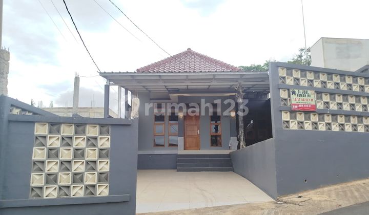 Rumah Siap Huni Bebas Banjir Ada Kolam Ikan Cileunyi Rumah Siap Huni Bebas Banjir Ada Kolam Ikan Cileunyi