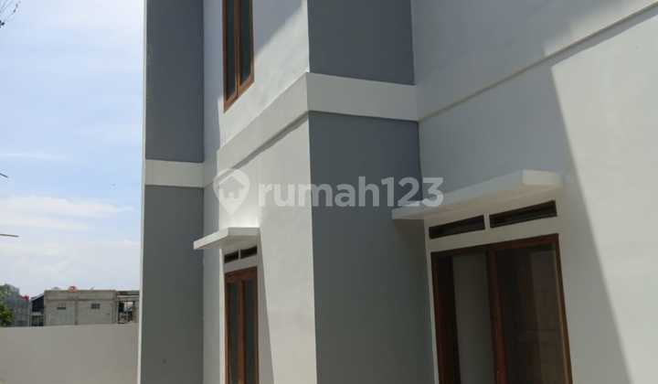 Unit Terakhir Rumah Dua Tingkat Lokasi Strategis Daerah Cileunyi 2