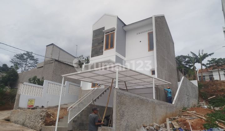 Rumah Siap Huni 2 Lantai Ramai Penduduk Dekat Tol Cileunyi Rumah Siap Huni 2 Lantai Ramai Penduduk Dekat Tol Cileunyi