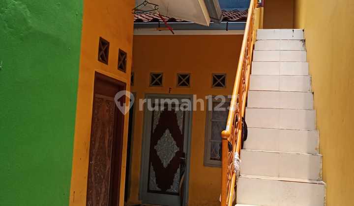 Rumah Petak 6, Dua Lantai. bisa untuk Usaha di Jl. Empu Barada Raya No. 42, Bencongan Indah, Kelapa Dua, Tangerang, Banten, Indonesia, 15810, Tangerang SHM Rumah Petak 6, Dua Lantai. bisa untuk Usaha di Jl. Empu Barada Raya No. 42, Bencongan Indah, Kelapa Dua, Tangerang, Banten, Indonesia, 15810, Tangerang SHM