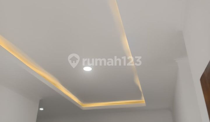 DP Receh Rumah 2 Lantai Dkt Wisata, Sekolah dan Tol Cileunyi 2