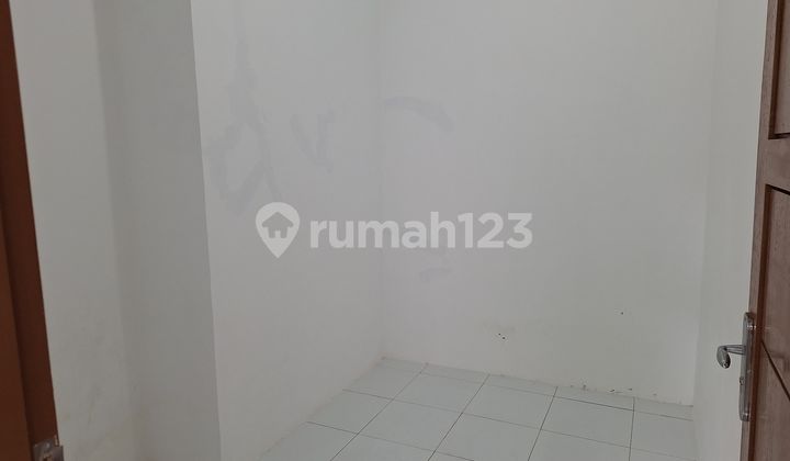 Rumah Scandinavian Lokasi Pinggir Jalan Desa/Kabupaten 2
