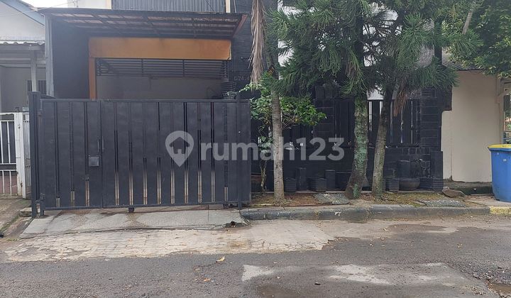 Asri 2.5-Storey House Fully Furnished Permata Pamulang Next to Park