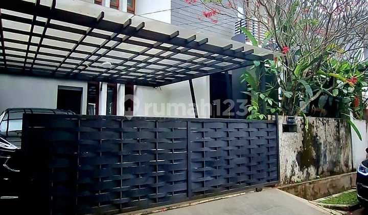 Dekat Akses Tol, Dekat Sekolah Internasional, Siap Huni, 2