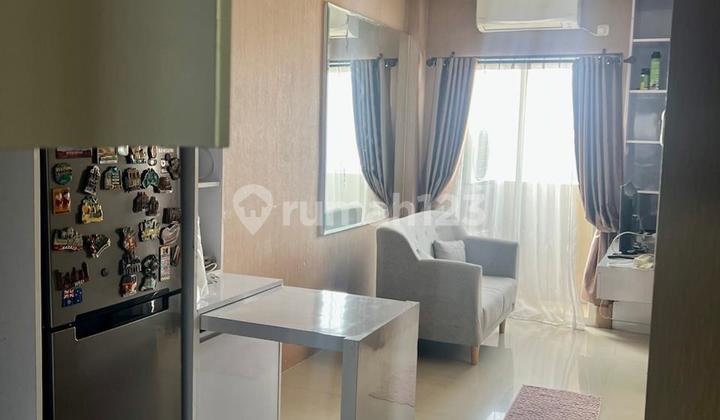 Rumah Fullfurnish dengan view Danau kelapa dua karawaci