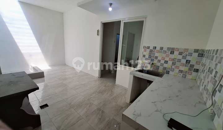 DIJUAL RUMAH SECOND TERAWAT 2 LANTAI DI GREEN MANSION LONTAR SURABAYA DIJUAL RUMAH SECOND TERAWAT 2 LANTAI DI GREEN MANSION LONTAR SURABAYA