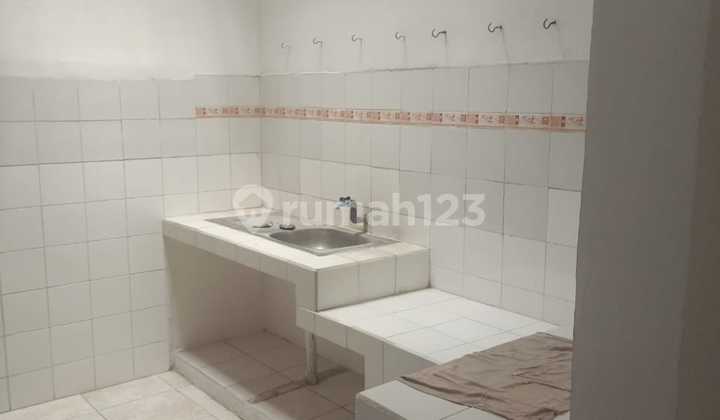 Disewakan Rumah 2 Lantai Baru Direnov di Kenjeran Surabaya Timur 2