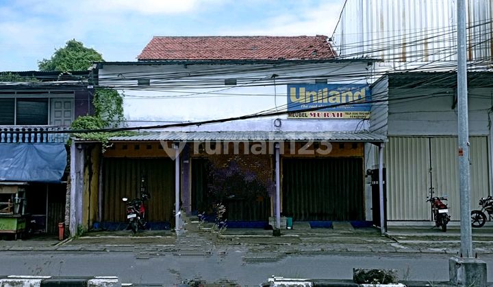 Shop house on Jl. Kedungmundu 1
