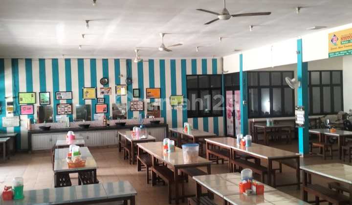Rumah Makan Ayam Goreng Kondisi Jalan di Jalur Pantura Weleri - Kendal