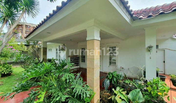 For Sale House in Cipete, Kebayoran Baru, South Jakarta For Sale House in Cipete, Kebayoran Baru, South Jakarta
