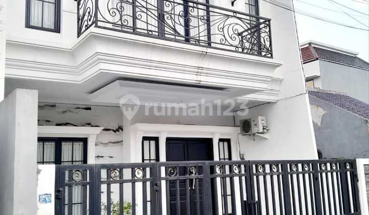 Quick Sale House in Cipedak, Jagakarsa, South Jakarta Quick Sale House in Cipedak, Jagakarsa, South Jakarta