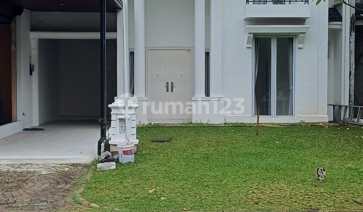 Luxury Ready-to-Occupy House in Kota Wisata Cluster