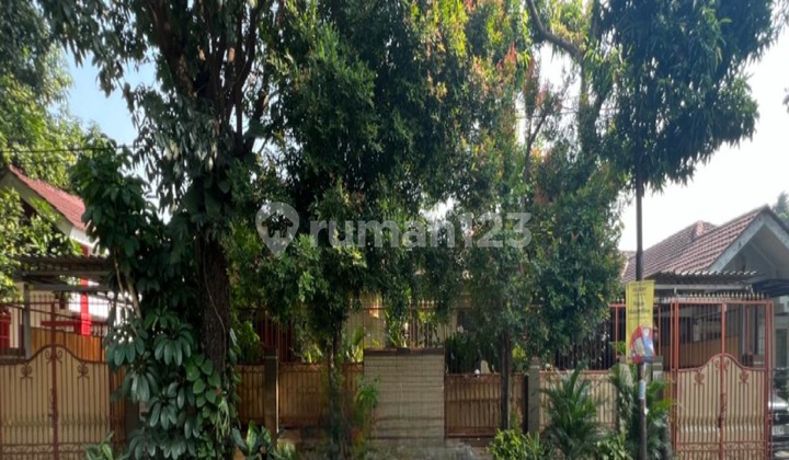 Jual Rumah 2 Kavling F7 dan F8 Pinggir Jalan Utama, Cocok Buat Bisnis