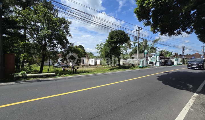 Tanah Sleman Tepi Jalan Raya, 5 Menit Kampus Uii Joga Tanah Sleman Tepi Jalan Raya, 5 Menit Kampus Uii Joga