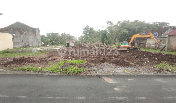 Tanah Cocok Bangun Hunian, Hanya 10 Menit Kampus Uny, SHM P
