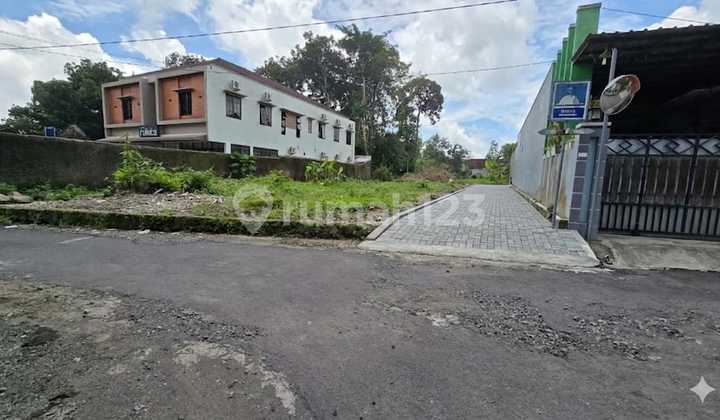 Yogyakarta Investment Land, Suitable for Exclusive Boarding House, 500 Meters from UII Campus 1