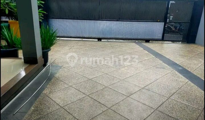 2-Story House in Kalisari, Pasar Rebo, East Jakarta 2