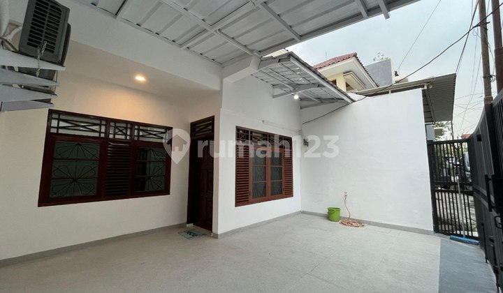 Rumah 2 Lantai di Pondok Bambu Duren Sawit Jakarta Timur 2