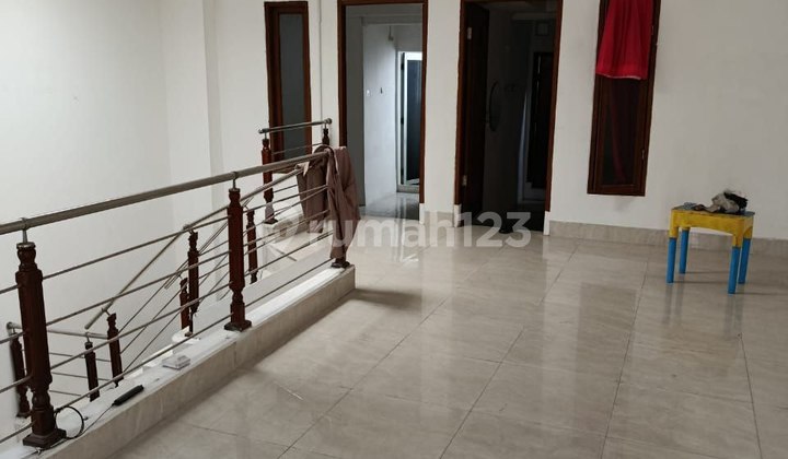 Rumah 2 Lantai, di Pulomas Jakarta Timur 2