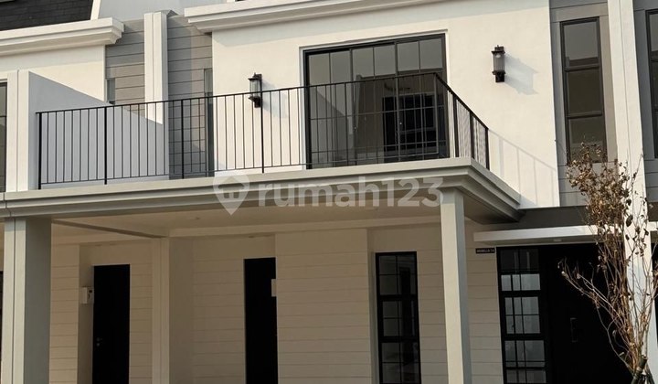 2-Storey House at Mansion De Wisteria Metland Cakung, East Jakarta