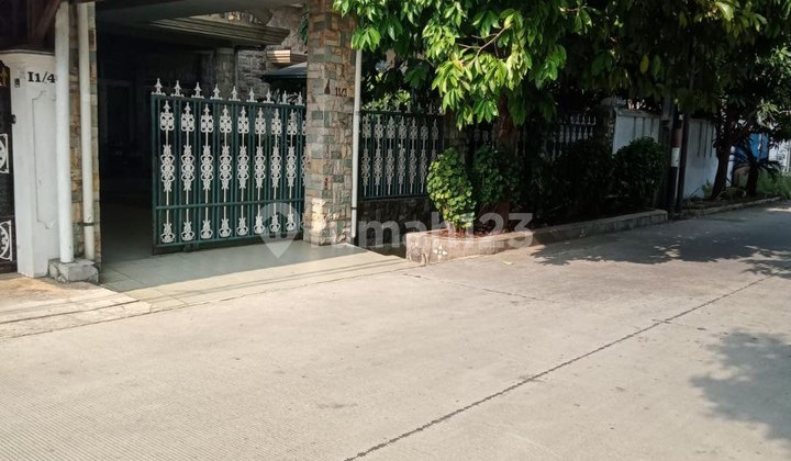 Rumah di Perumahan Pulogebang Permai, Jakarta Timur