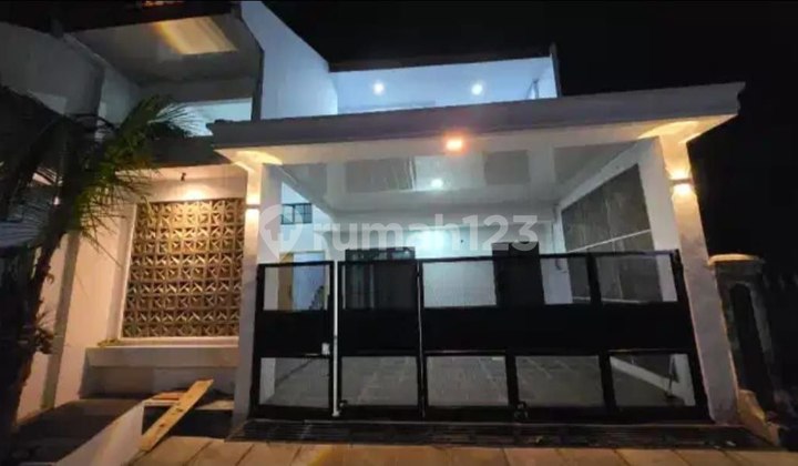 2-Story House for Living in Harapan Jaya, Bekasi