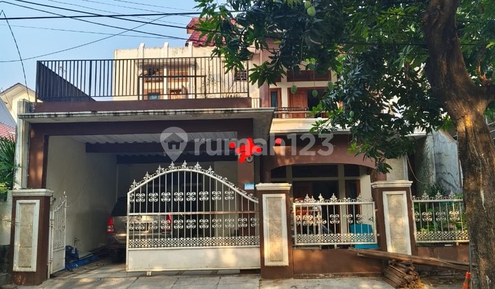 Comfortable 2-Story House in Pekayon, Bekasi Comfortable 2-Story House in Pekayon, Bekasi