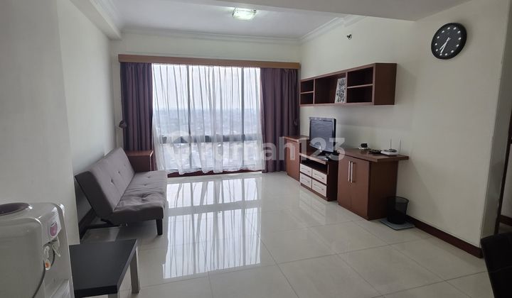 Disewakan Apartemen Taman Anggrek Full Furnish dan Nyaman! 2
