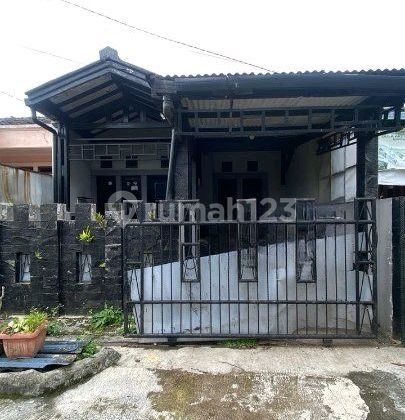 Jual Cepat! Rumah Ciwastra 400Jtaan Dalam Komplek Jual Cepat! Rumah Ciwastra 400Jtaan Dalam Komplek