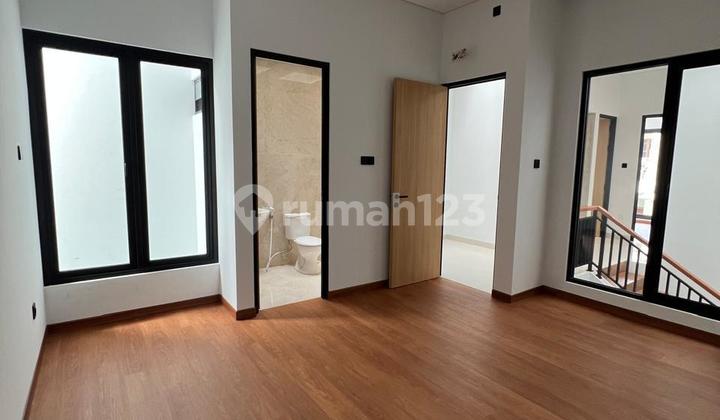 2-Storey Luxury House Ready to Occupy Turangga Central Bandung City 2 M 2